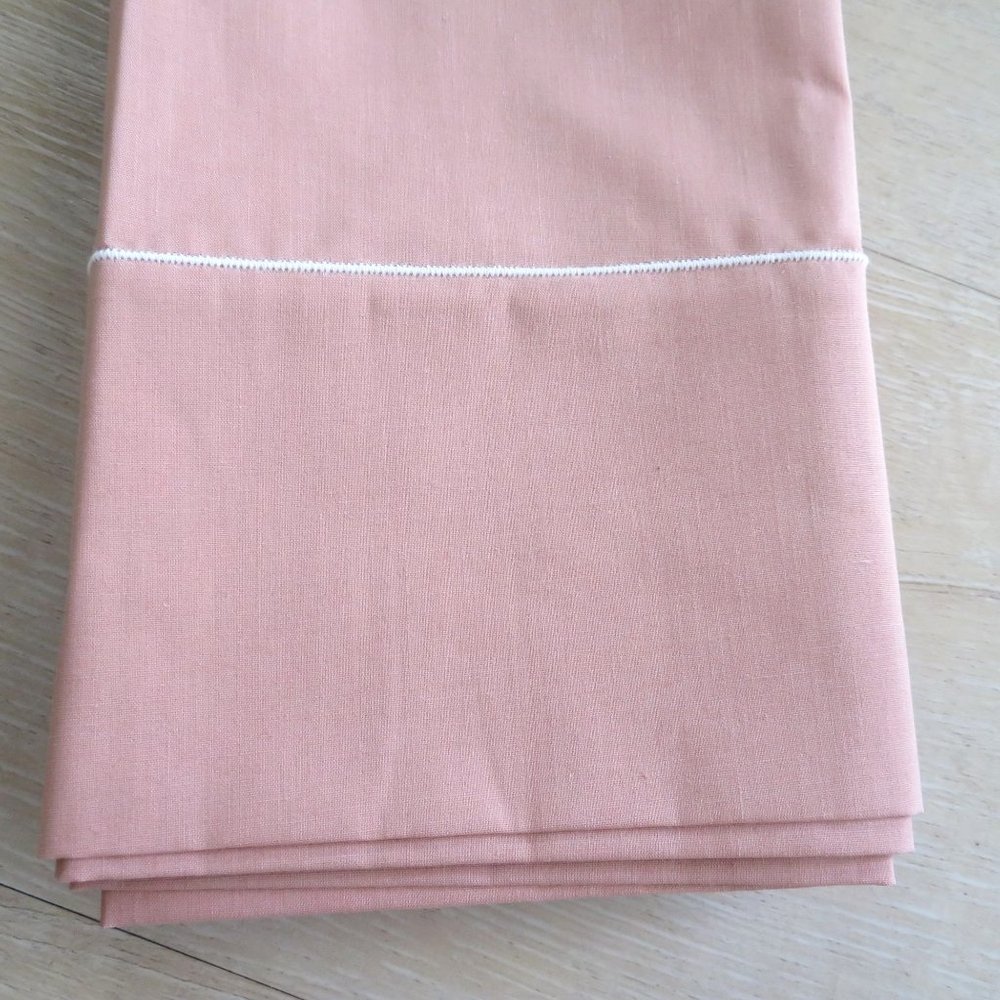 Vintage JC Penny Pair of 2 Standard Pillowcases Beige Percale Deadstock